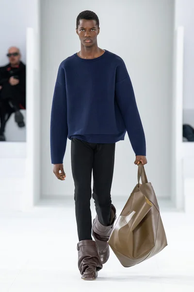 Look 47